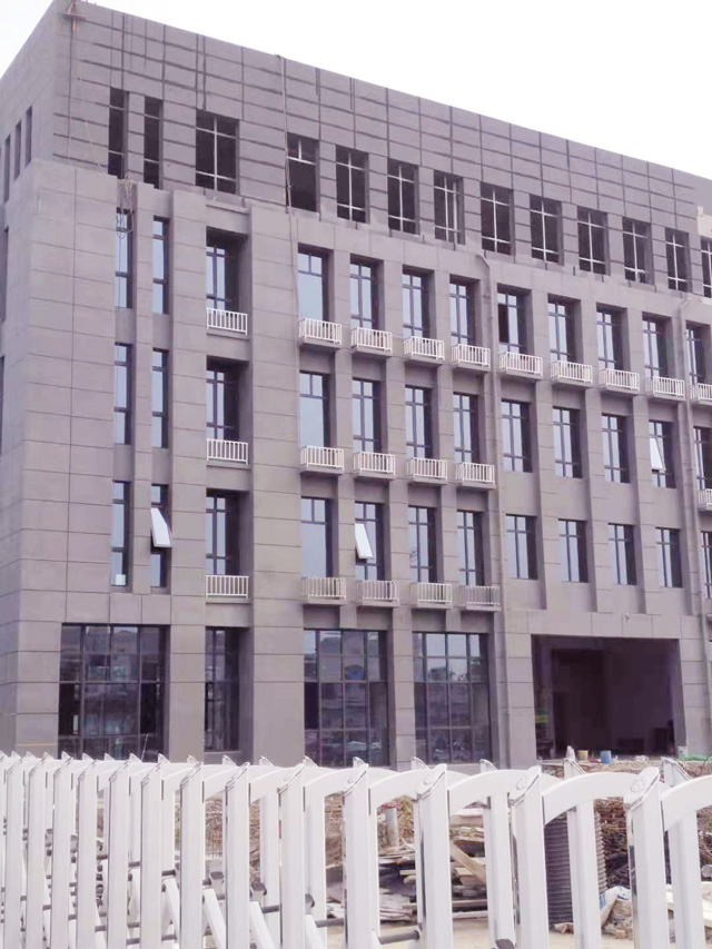 �՞�Ƽ���˾���̰���